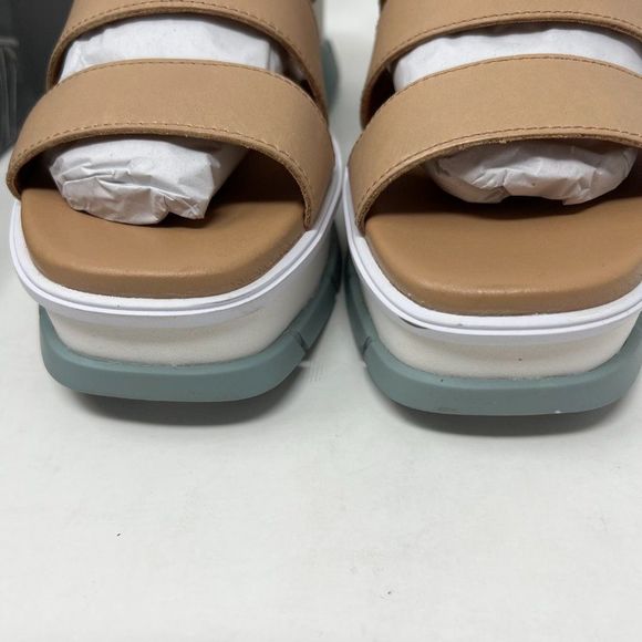 Sorel Tan and White Women's Sandals - Picture 5 of 11